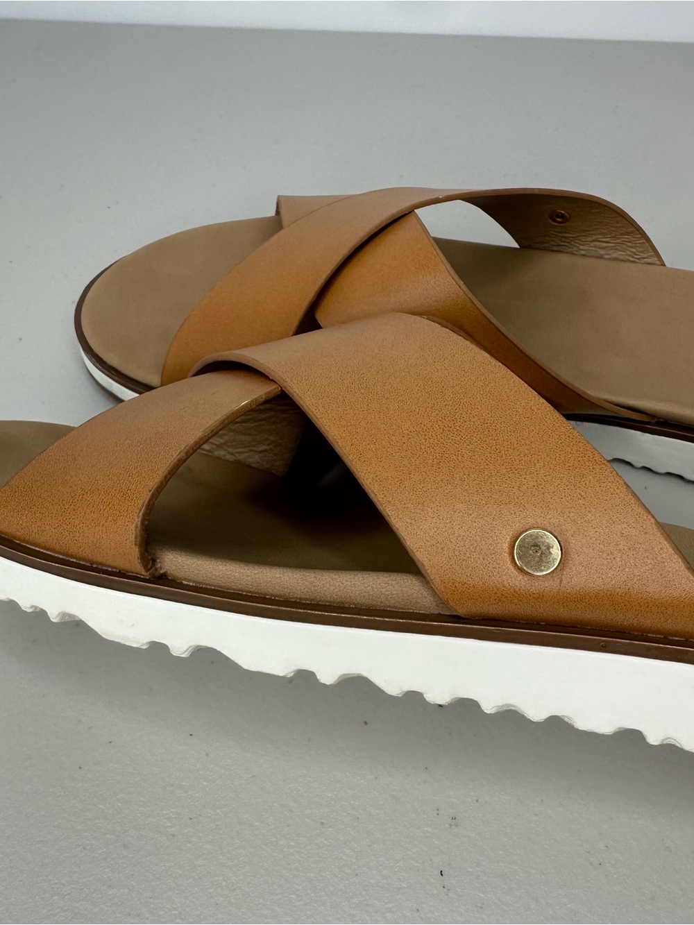 Catherine Malandrino Tan Criss Cross Slide Sandals Women’s Size 9 - Picture 4 of 11